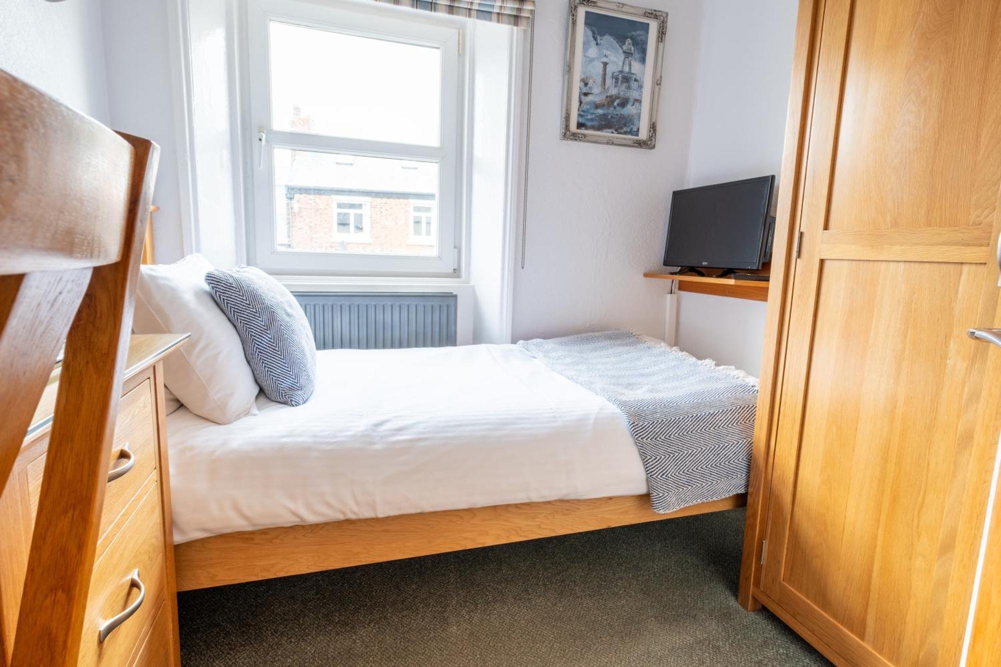 Number 7 Guest House Whitby Exterior photo