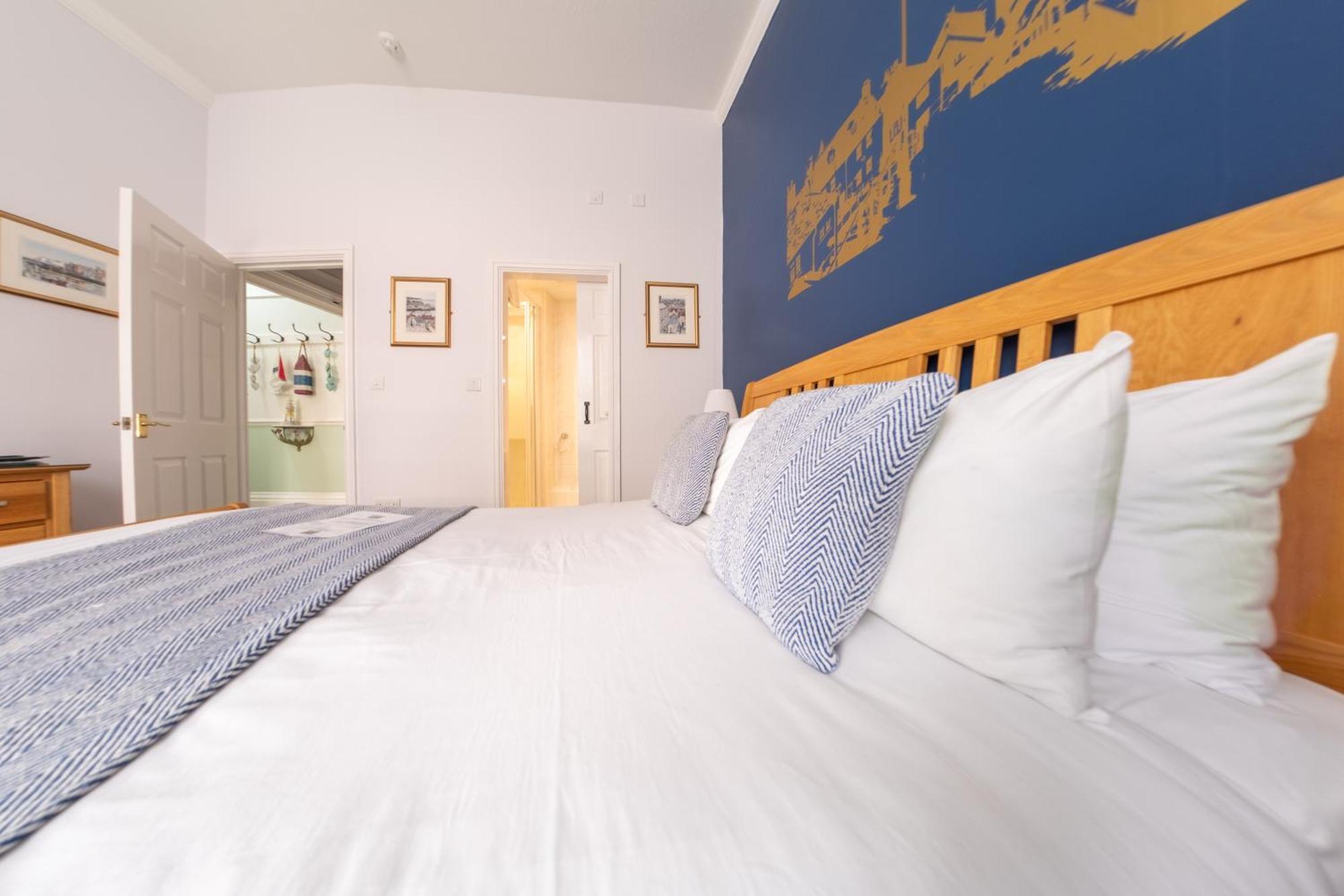 Number 7 Guest House Whitby Exterior photo